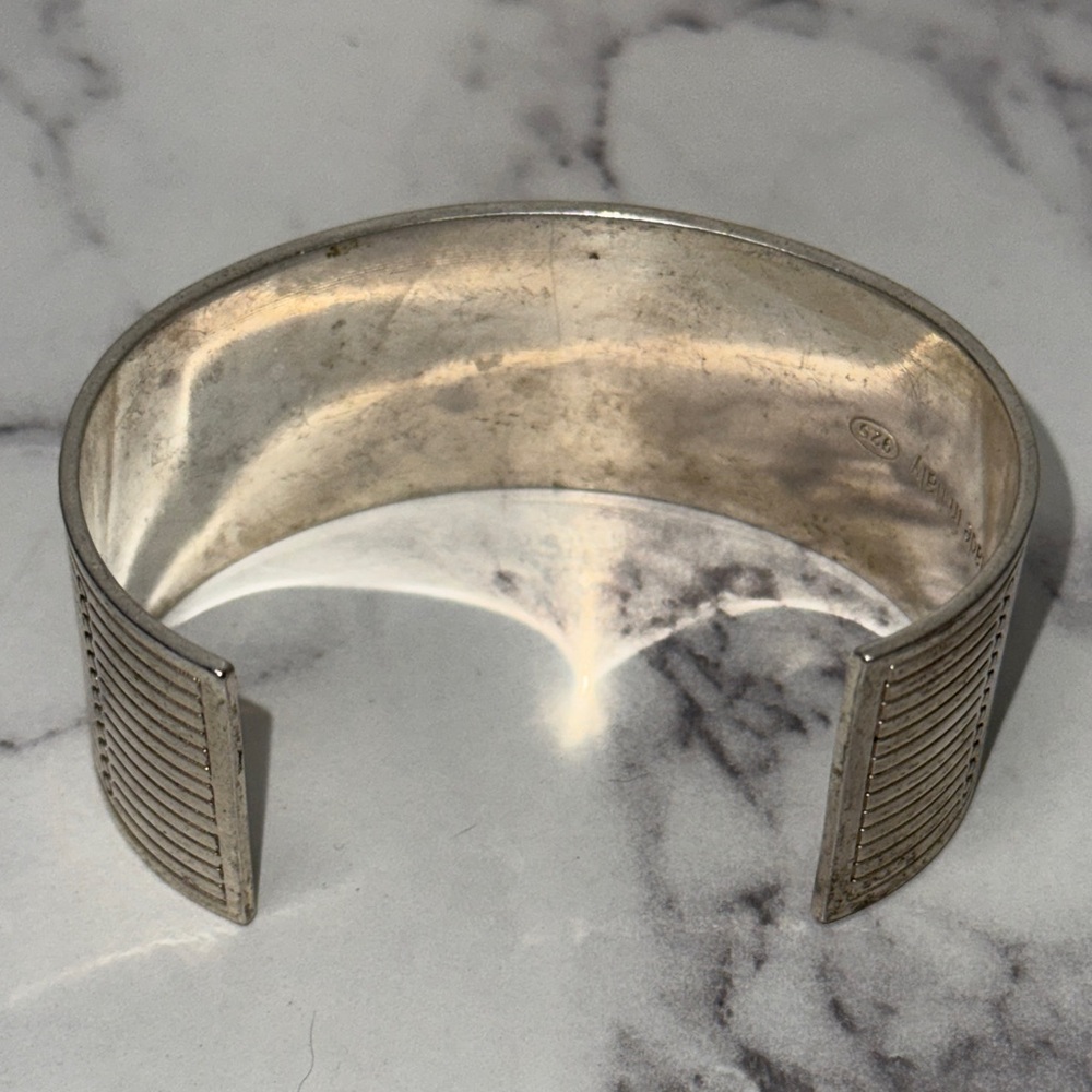 Authentic 925 Gucci Cuff Bracelet - Picture 4 of 5